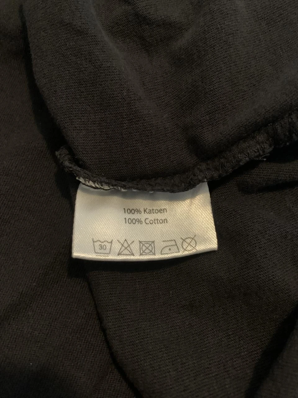 Zwarte T-shirt van CL Essential. Maat L. – photo 4